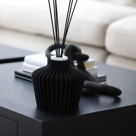 Serendipity Diffuser met geurstokjes houder – Amber Oak – 200ml – Navulbaar – Uniek 3D-geprint Design – Inclusief Sticks