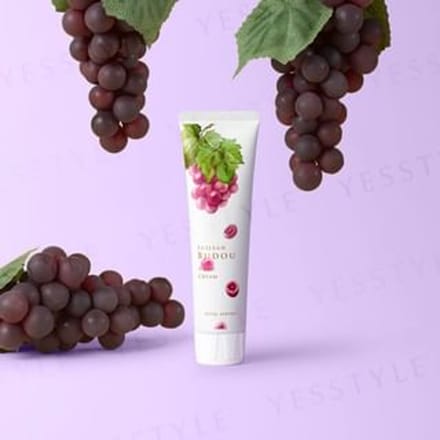Daily Aroma Japan - Mount Fuji Kyoho Grape Hand Cream 75g