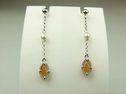 oorringen in zilver model marquise met parel - jeansblauw