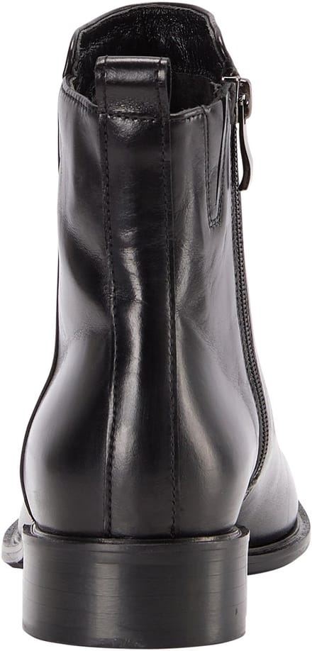 usha Schoenen