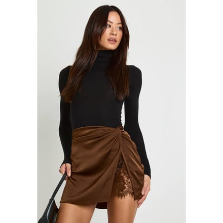 boohoo Dames Lange kanteninzet satijnen minirok | Espresso | Maat: 40