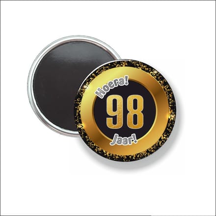 Button Met Magneet 58 MM - Hoera 98 Jaar - NIET VOOR KLEDING