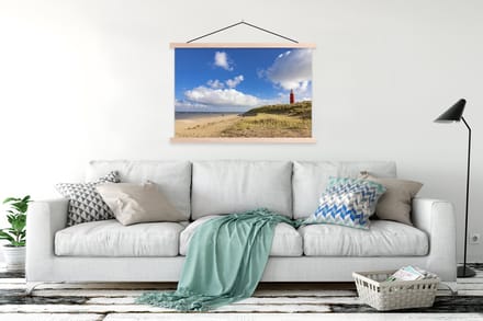 Posterhanger incl. Poster 150x100 cm - Schoolplaat - Strand - Natuur - Vuurtoren - Textielposter - Blanke latten