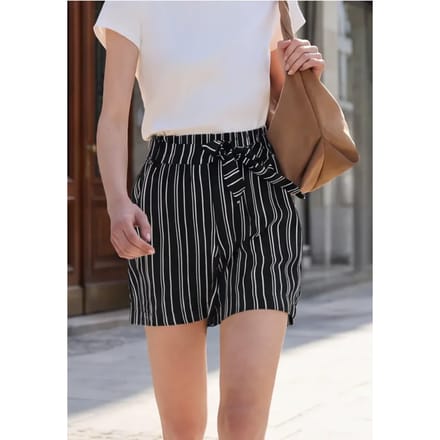 High Waist shorts met riem en strepen