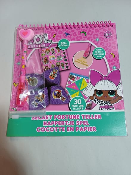 LoL surprise activiteitenboek met geheime pen