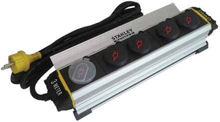 Stanley - 4-Voudige Stekkerdoos Clamp - Met Klapdeksels En Klem
