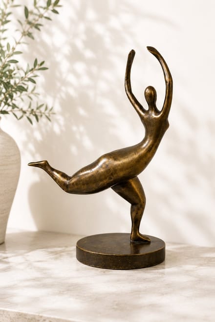 VROUW / DANSERES / BRONZEN BEELD / TUINBEELD / BRONS