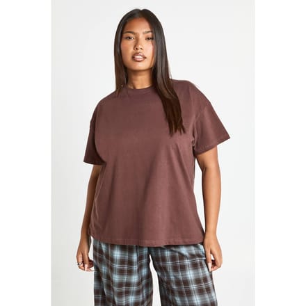 boohoo Dames Plus Oversized T-shirt met korte mouwen | Chocoladebruin | Maat: 44