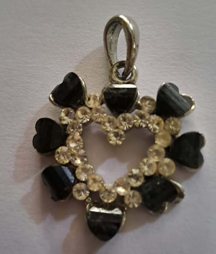 Elegante hartvormige hanger - Stijlvol en tijdloos