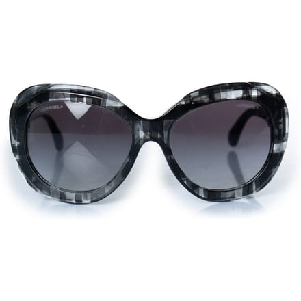 Chanel, Grijze oversized zonnebril