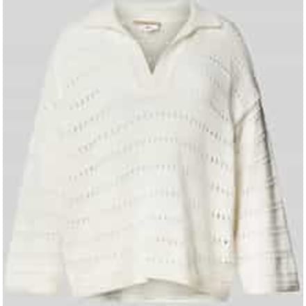 Gebreide pullover met ajourpatroon