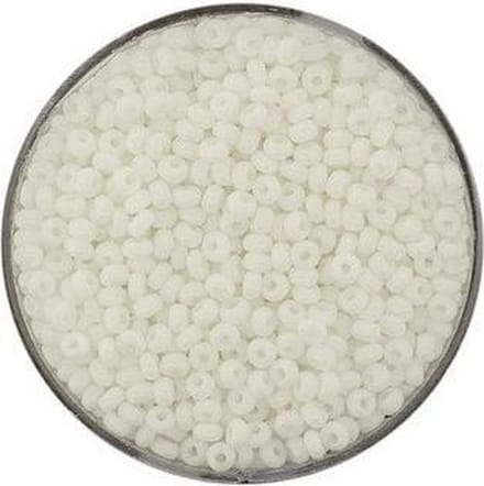 9219-4 Rocailles wit opaque 2.6mm
