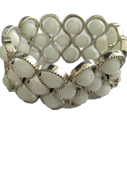 Petra's Sieradenwereld - Armband infinity met witte facetkralen (51)