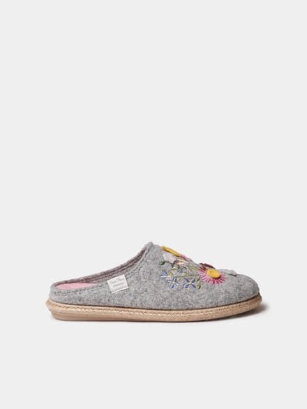 Damesslippers van vilt met bloemen | DELI-EF