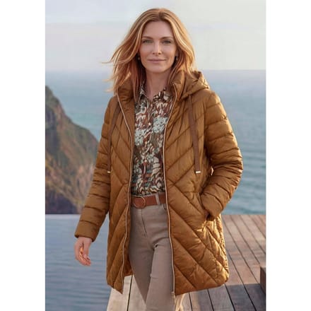 Korte jas met wattering - camel - Gr. 46 van Goldner Fashion