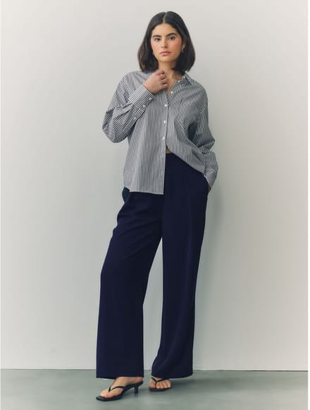 Next - Dames - Petite broek met elastische achterzijde en wijde pijpen - Petite - Blauw