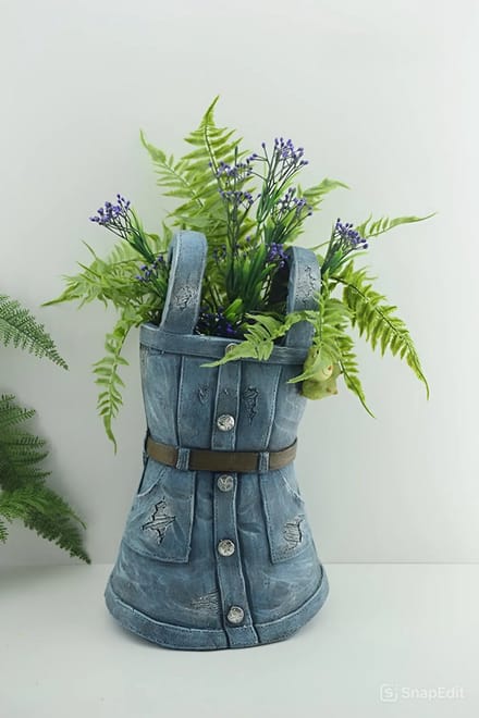 Decoratieve bloempot - Jurk