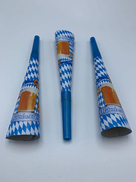 3 toeters - Oktoberfest - trompet - feest - toeter
