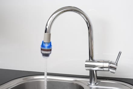 Greenure waterfilter - waterzuiveraar - kraanfilter - waterzuivering - voor op de kraan - blauw