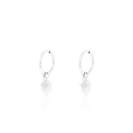 Silver coloured earrings with star & pearl charm