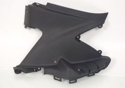 Beenbeschermer origineel voor Scooter Suzuki 125 UE 47221-34F00 Nieuw