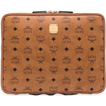 MCM Aren Ritssluiting Kunstleer Clutch Tas Medium Unisex Clutch Tas Bruin Cognac MXEAAVI03CO001 Basic Set (Bag+Dust Bag) brown