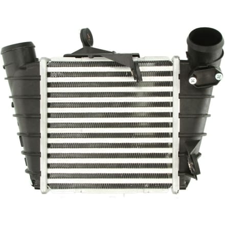 Intercooler NISSENS 96770