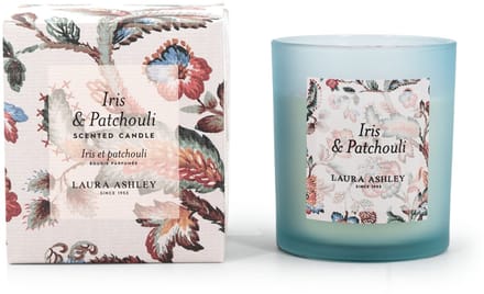 Laura Ashley Geurkaarsen - iris en patchouli - geparfumeerd