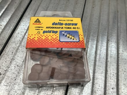 Afdekkapje bruin voor torx 20. schroef. 40 stuks. DeltafiX. Goldtop.