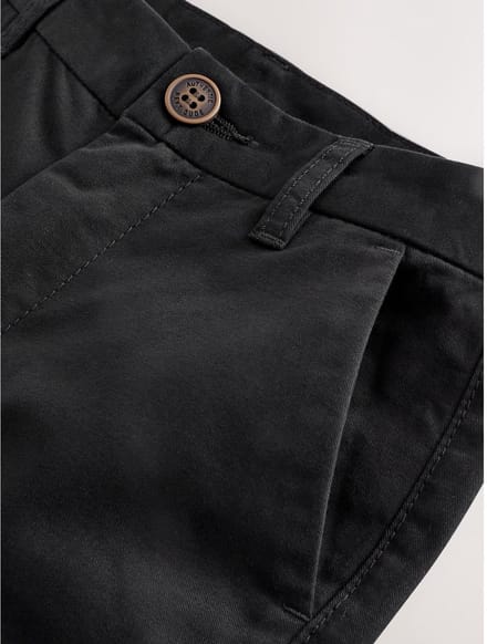 Next - Jongens - Chinoshort met standaard pasvorm - Zwart