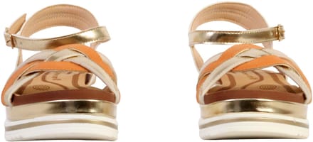 Sandalen met sleehak en riempje