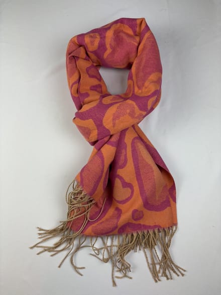 Wintersjaal met panter print 2 kanten 20% wol en 80% viscose