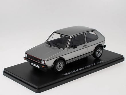 Schaalmodel Auto 1:24 - Klassieke Hatchback Uit 1976
