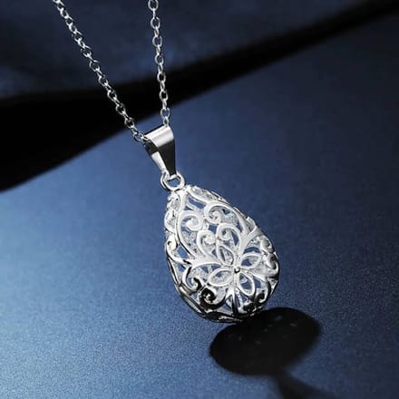Ketting met 925 zilveren hanger druppel. (LN078)