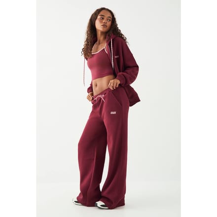 Dames DSGN Studio Sport Straight Leg Jogger | Bordeaux Rood | Maat: Medium