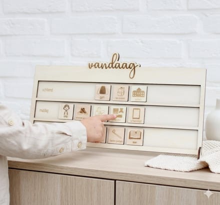 Dagplanner kinderen hout – dagindeling met pictogrammen – ochtend middag avond planner – visuele planning kind
