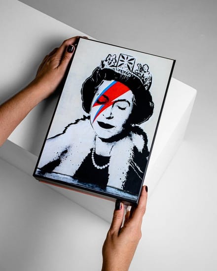Banksy Graffiti - Lizzie Stardust 36-40