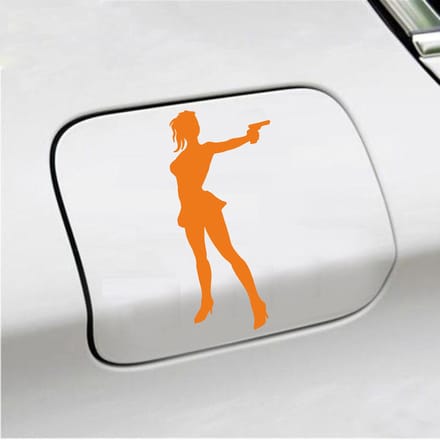 Bumpersticker - Vrouw Met Geweer - 8 X 16 - Oranje
