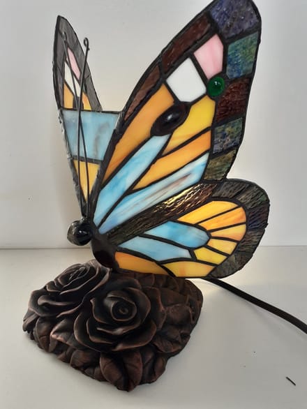 Vlinder beeld zeer mooie vlinder lamp incl.lampje 22 x 21 x 13 cm
