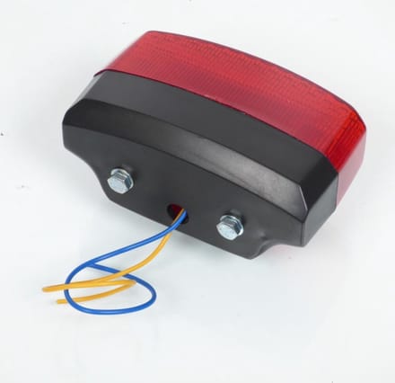 Feu arrière Guia rouge universel neuf pour cyclo mobylette cyclomoteur mob moto