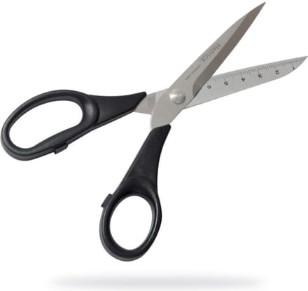 Premax Naaischaar met centimer markering 19cm.