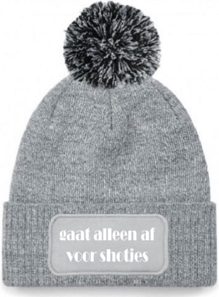 Muts met pompon #Gaat alleen af voor shotjes