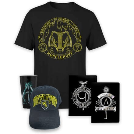 Mega Magic Harry Potter Bundle - Hufflepuff - Women's -M
