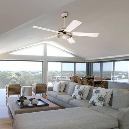 Westinghouse Comet-ventilator Titaan, wit u. Ahorn