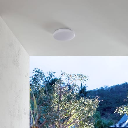 Lindby LED buiten plafondlamp Doki, 26 cm, wit, kunststof