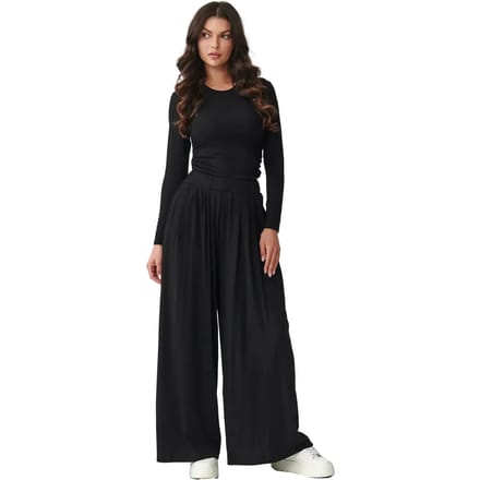 Set van langemouw t-shirt en brede broek voor dames Makadamia