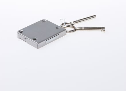 Meubelslot type 760 breedte 30mm inclusief twee sleutels