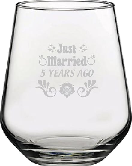 Gegraveerde drinkglas 42,5cl Just Married 5 years ago