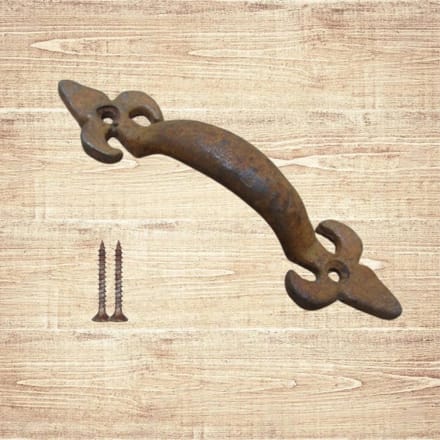 Fleur De Lys Cabinet Pull Handle Rust 5"