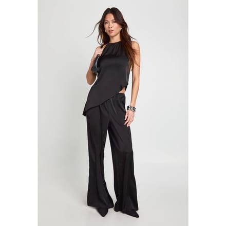 boohoo Dames Halternek Asymmetrische Satijn Camisole & Broek Set | Black | Maat: 8